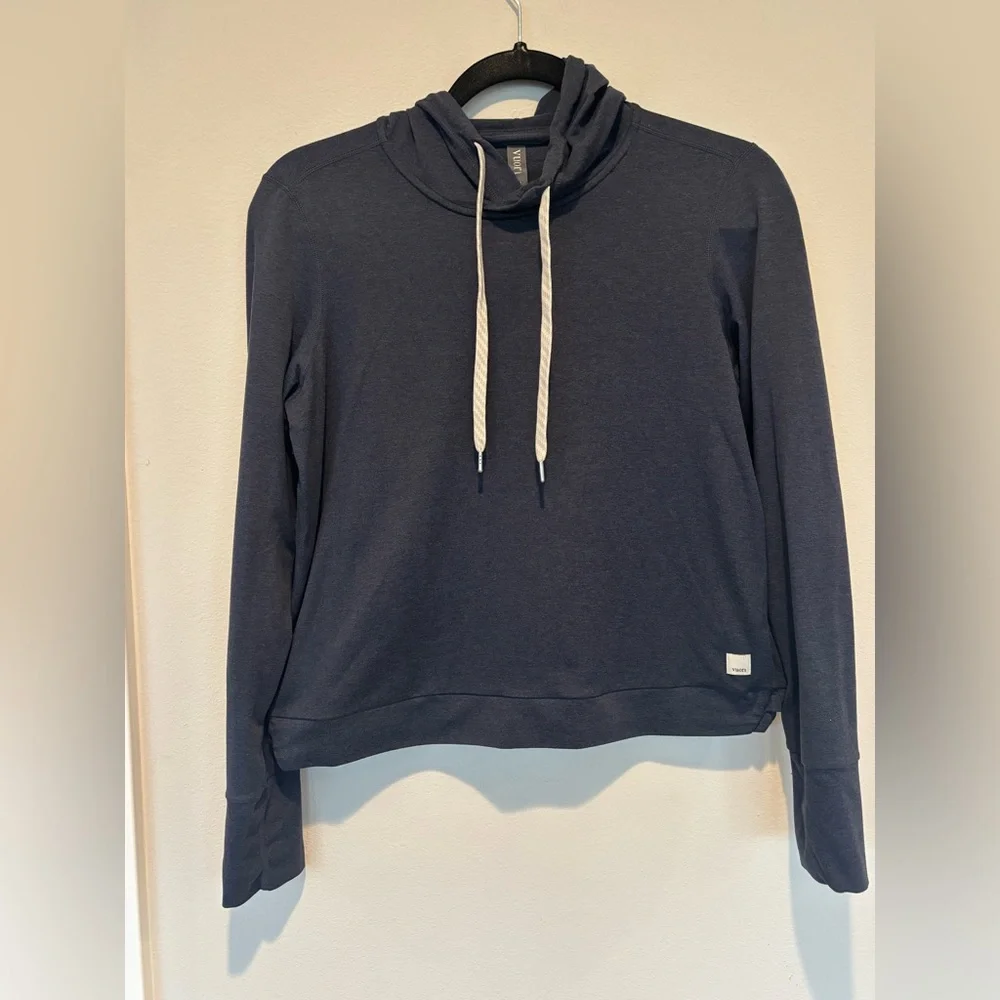 Vuori Navy Cropped Dreamknit Hoodie XS EUC - Picture 1 of 4